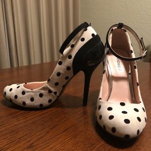 Andrea heels